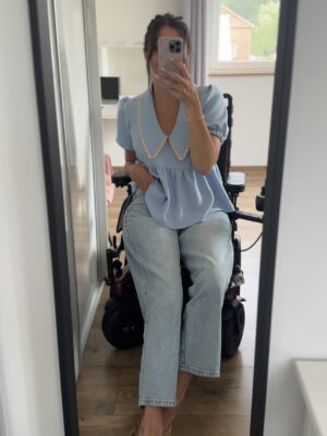 ELEGANCKA BLUZKA NA KRÓTKI RĘKAW BABY BLUE